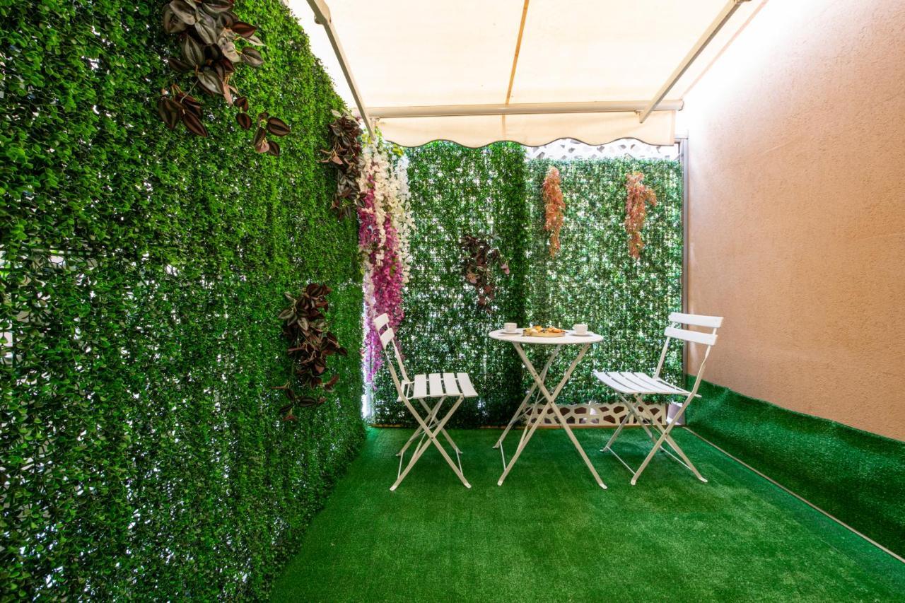 Fashion Apartment Gold Bologna With Jacuzzi & Car Garage エクステリア 写真