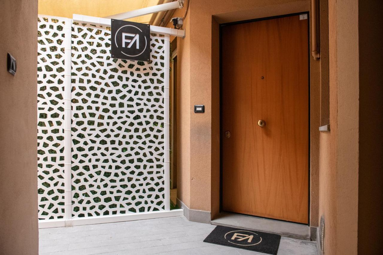 Fashion Apartment Gold Bologna With Jacuzzi & Car Garage エクステリア 写真